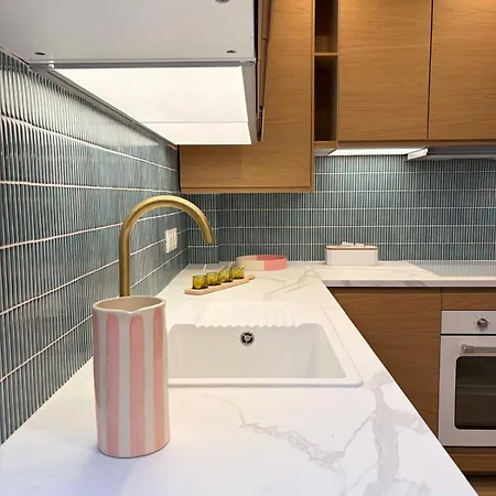 2 Or 4 People Eiffel Tower And Invalides Apartman