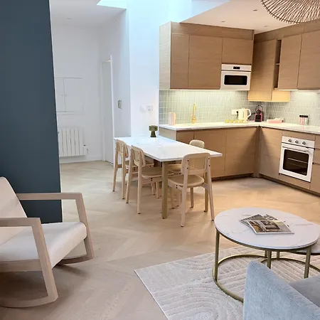 Apartman 2 Or 4 People Eiffel Tower And Invalides